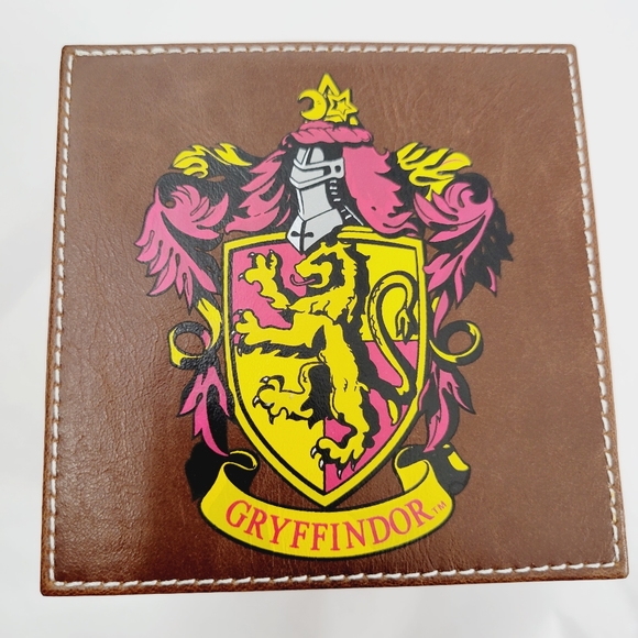 Warner Bros.  The Making of HarryPotter Gryffindor Cube Photo Frame NIB - Picture 5 of 7